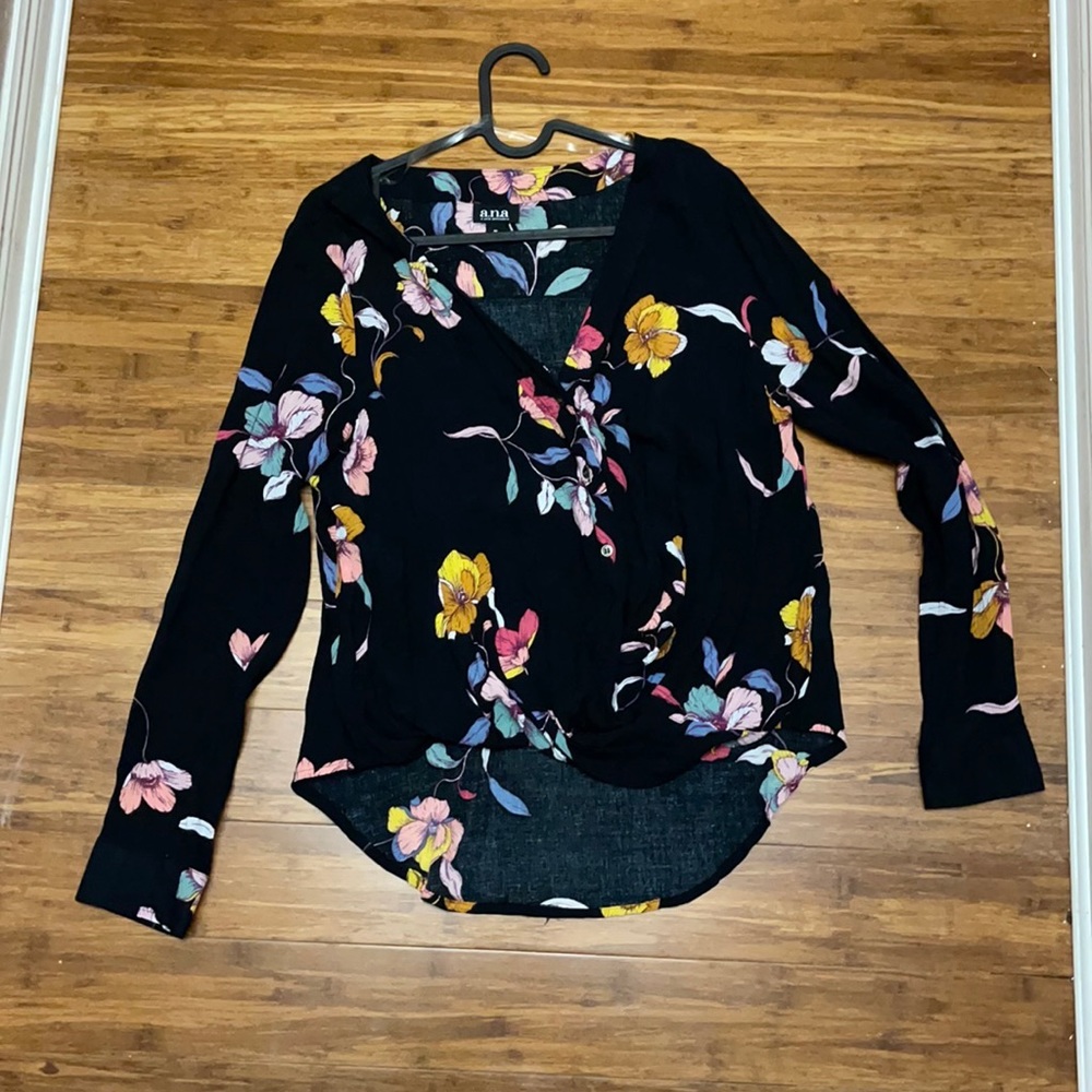 A.n.a Black Floral Blouse